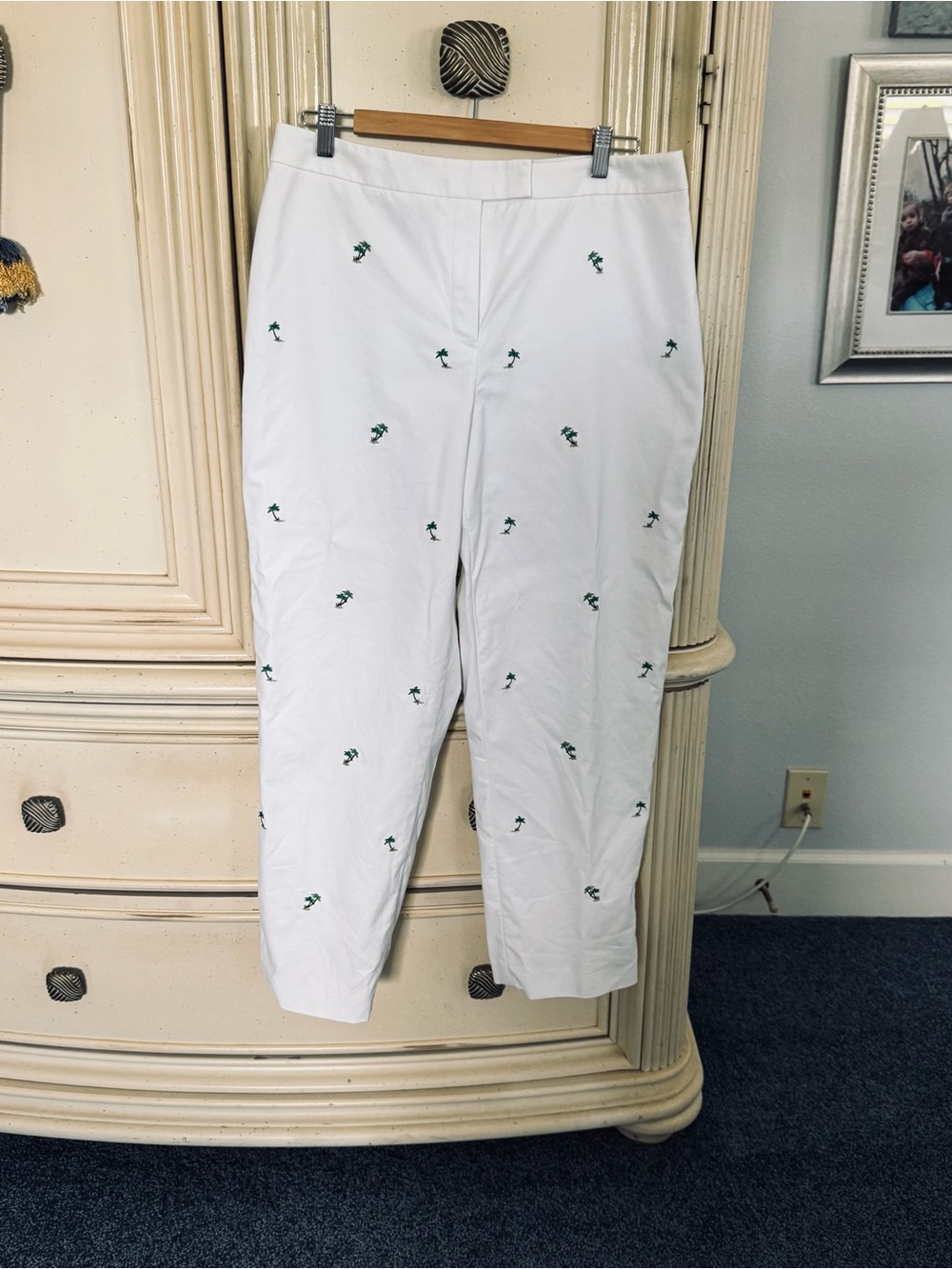 Brooks Brothers White Pants with Green Embroidered Palm Tree  fully line
